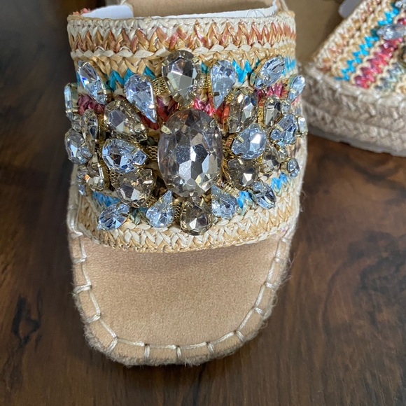 White Mountain Tan Embellished Espadrilles - New No Box - Picture 4 of 8